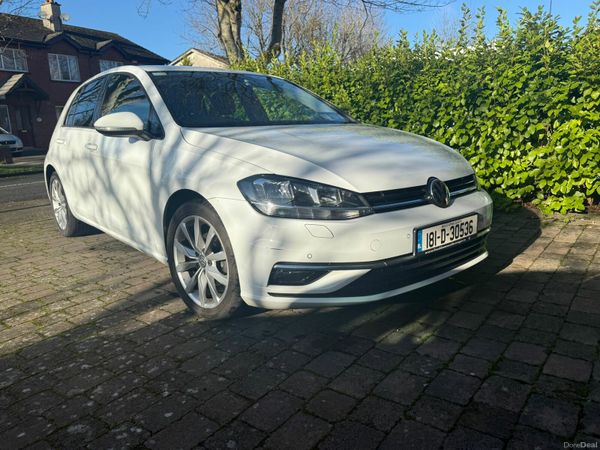 Volkswagen Golf Estate, Petrol, 2018, White