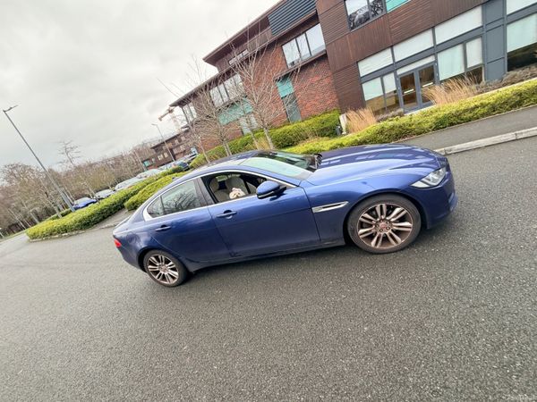 Jaguar XE Saloon, Diesel, 2016, Blue