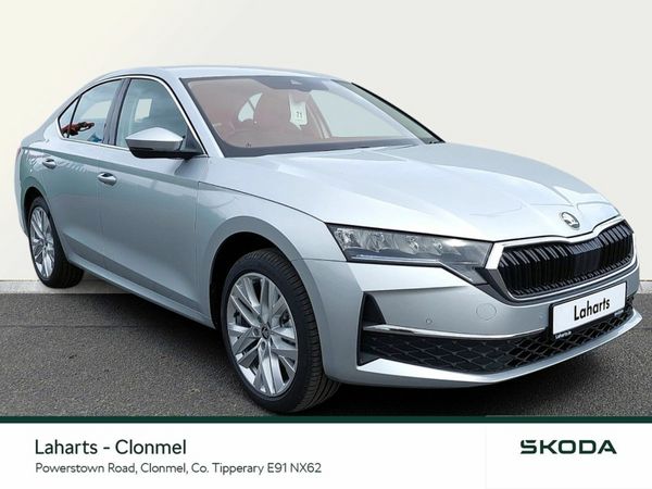 Skoda Octavia Saloon, Diesel, 2025, Grey