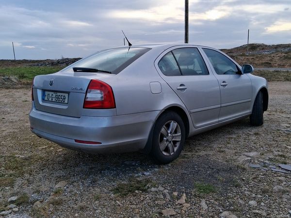 Skoda Octavia Hatchback, Diesel, 2010, Silver