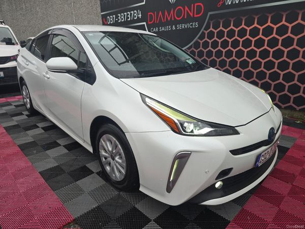 Toyota Prius Hatchback, Petrol Hybrid, 2020, White