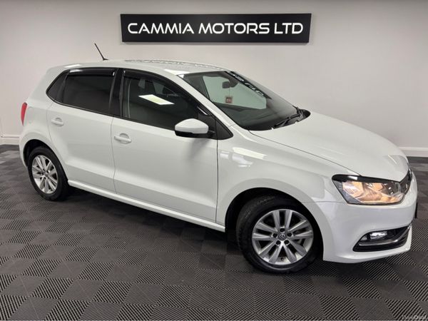 Volkswagen Polo Hatchback, Petrol, 2016, White