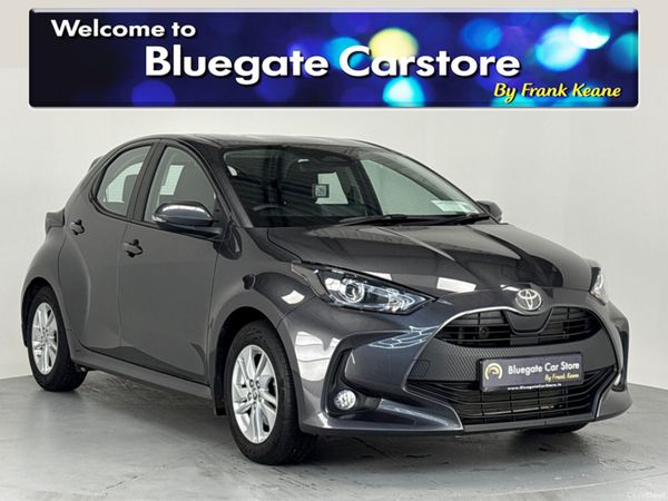 Toyota Yaris Hatchback, Petrol Hybrid, 2024, Grey