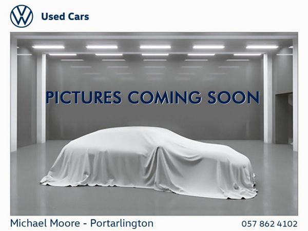 Volkswagen Golf Estate, Petrol, 2025, Blue