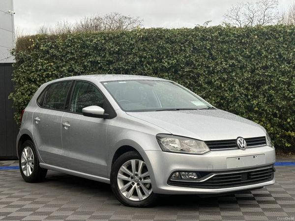 Volkswagen Polo Hatchback, Petrol, 2016, Silver