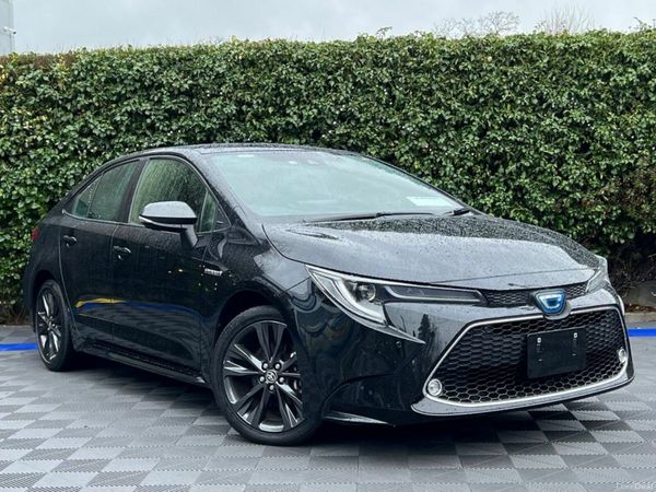 Toyota Corolla Saloon, Petrol Hybrid, 2020, Black