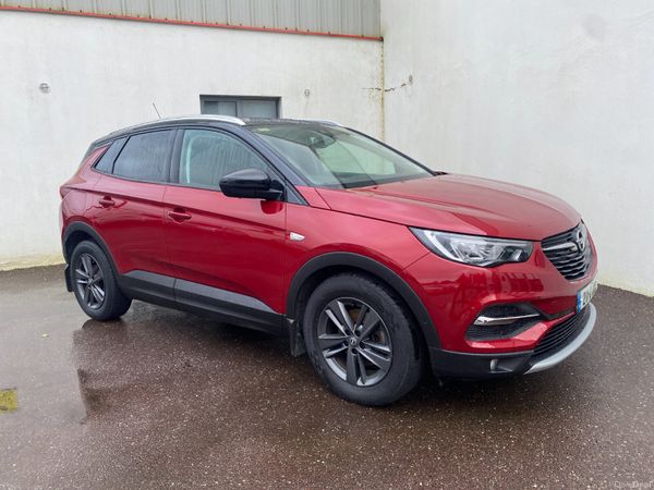 Opel Grandland X SUV, Diesel, 2021, Red