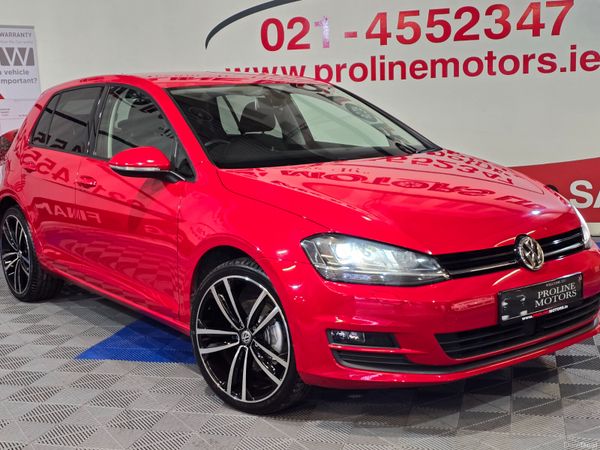 Volkswagen Golf Hatchback, Petrol, 2015, Red