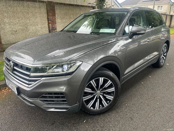 Volkswagen Touareg SUV, Diesel, 2019, Grey