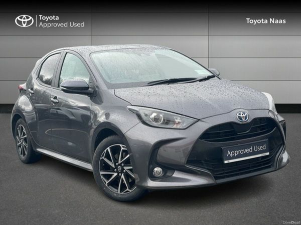 Toyota Yaris Hatchback, Petrol Hybrid, 2024, Grey