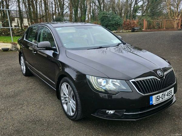 Skoda Superb Saloon, Diesel, 2015, Brown