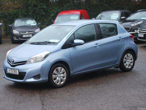 Toyota Yaris Hatchback, Petrol, 2011, Blue