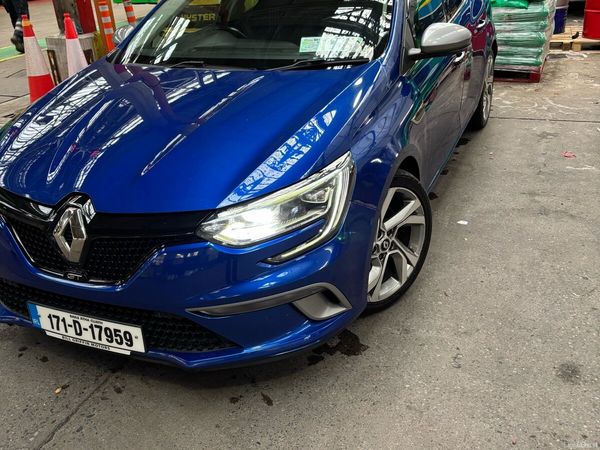 Renault Megane Hatchback, Petrol, 2017, Blue