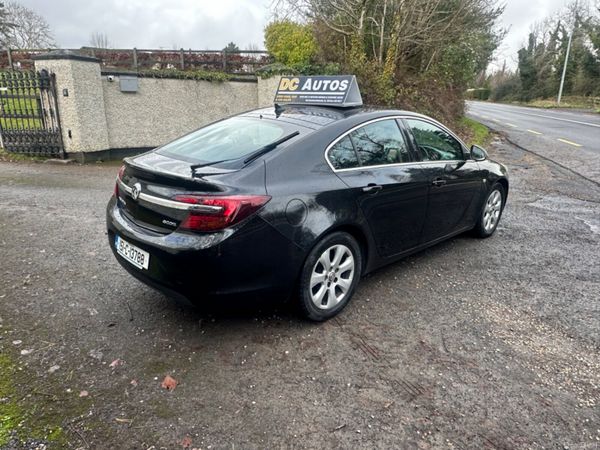 Vauxhall Insignia Hatchback, Diesel, 2015, Black