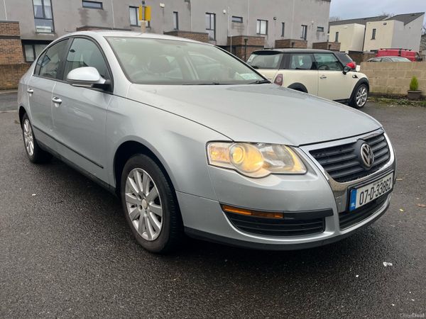 Volkswagen Passat Saloon, Petrol, 2007, Silver