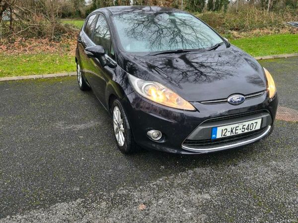 Ford Fiesta Hatchback, Diesel, 2012, Black