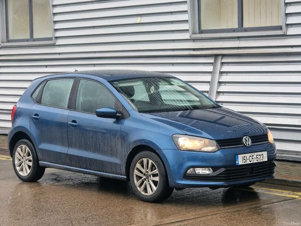 Volkswagen Polo Hatchback, Petrol, 2015, Green