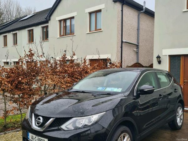 Nissan Qashqai Hatchback, Petrol, 2014, Black