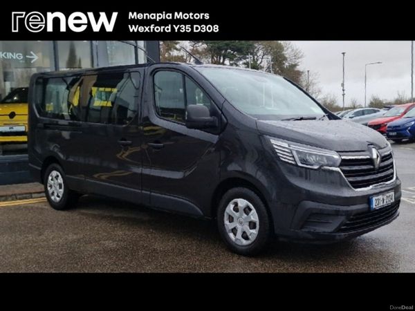 Renault Trafic Passenger Estate, Diesel, 2023, Black
