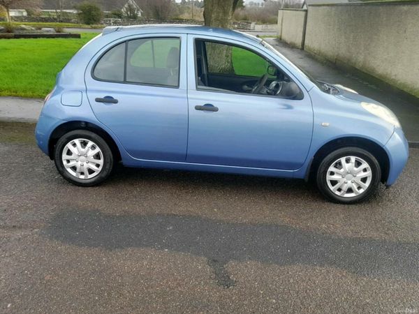 Nissan Micra Hatchback, Petrol, 2004, Blue