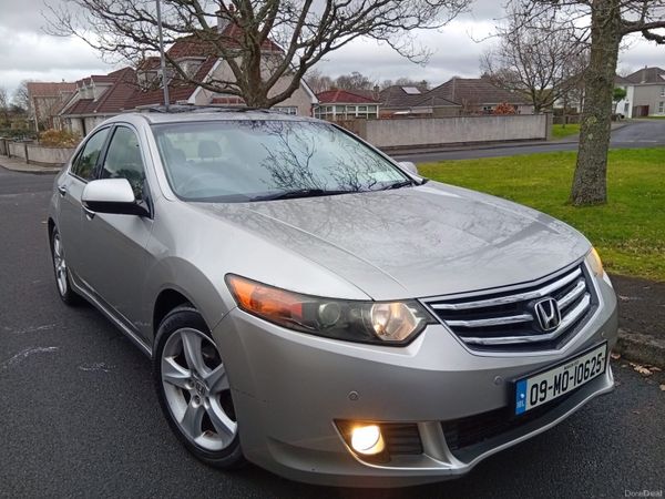 Honda Accord Saloon, Diesel, 2009, Silver