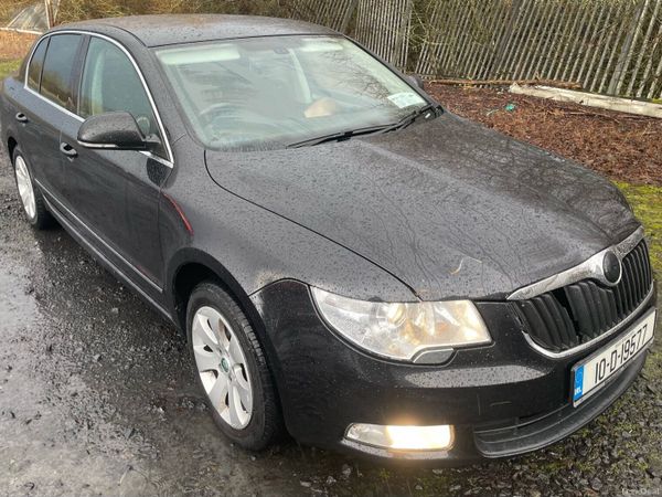 Skoda Superb Saloon, Diesel, 2010, Black