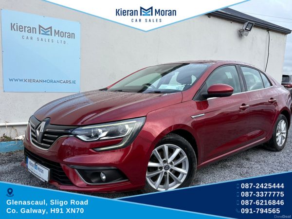 Renault Megane Saloon, Diesel, 2017, Red