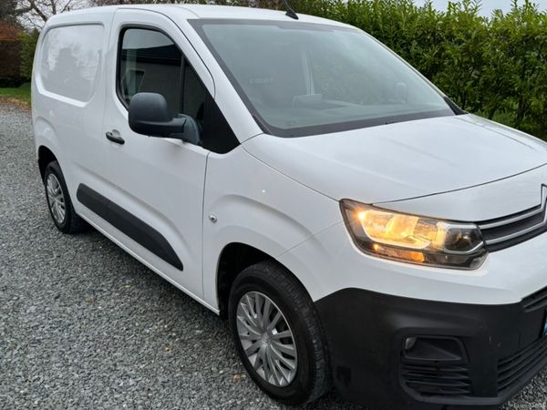 Citroen Berlingo MPV, Diesel, 2020, White