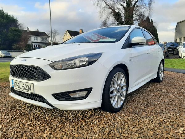 Ford Focus Hatchback, Diesel, 2017, White