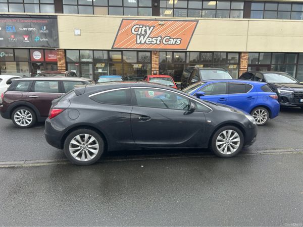 Opel Astra Hatchback, Petrol, 2016, Black