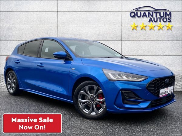 Ford Focus Hatchback, Petrol, 2023, Blue