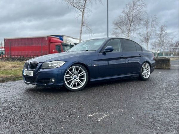 BMW 3-Series Saloon, Diesel, 2010, Blue