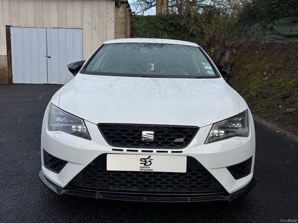 SEAT Leon Hatchback, Petrol, 2014, White