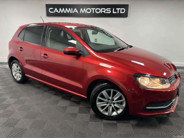 Volkswagen Polo Hatchback, Petrol, 2015, Red