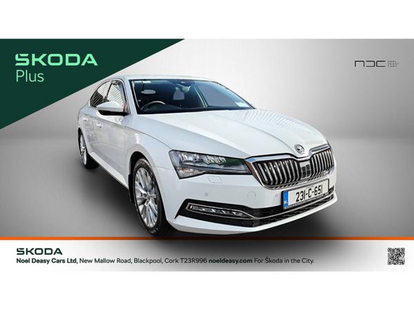 Skoda Superb Hatchback, Diesel, 2023, White
