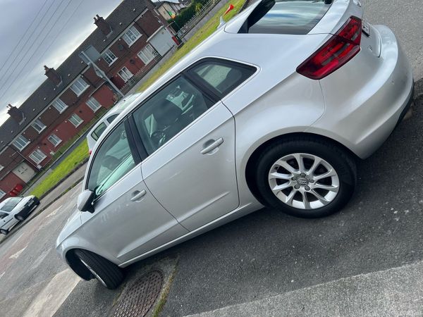 Audi A3 Hatchback, Petrol, 2013, Silver