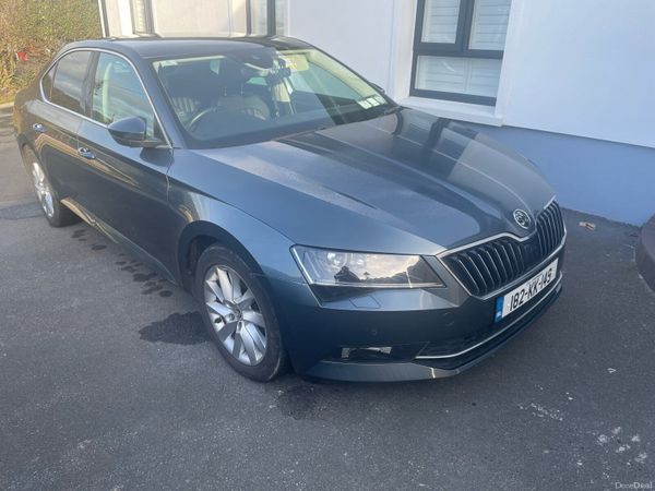 Skoda Superb Saloon, Diesel, 2018, Grey