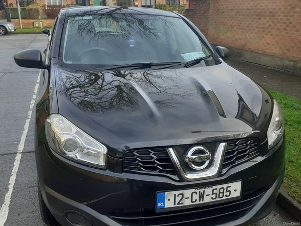 Nissan Qashqai Estate/Jeep, Diesel, 2012, Black