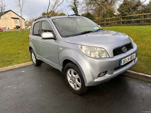 Daihatsu Terios SUV, Petrol, 2006, Silver