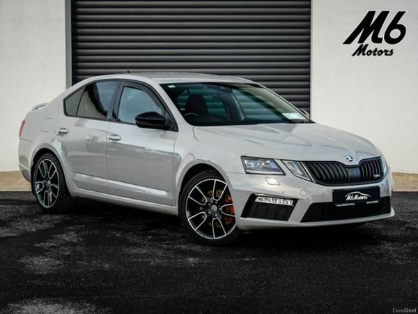 Skoda Octavia Hatchback, Diesel, 2019, Grey