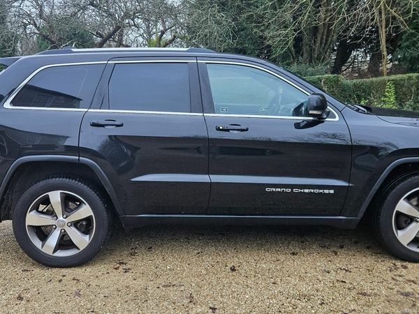 Jeep Cherokee SUV, Diesel, 2015, Black