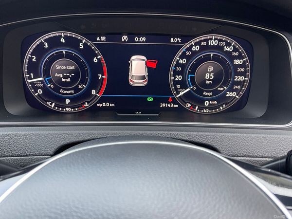 Volkswagen Golf Hatchback, Petrol, 2018, Black