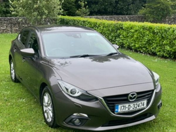 Mazda Mazda3 Hatchback, Diesel, 2017, Brown