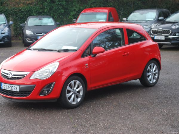Vauxhall Corsa Hatchback, Petrol, 2012, Red