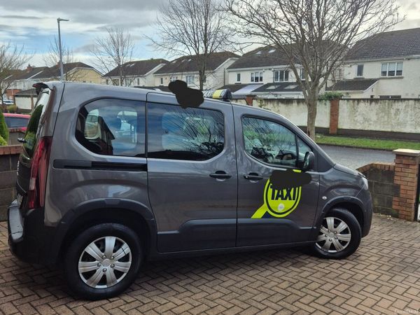 Peugeot Rifter MPV, Diesel, 2021, Grey