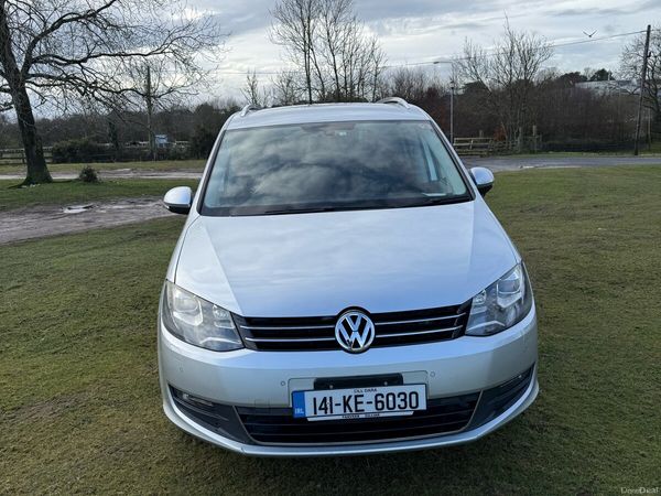 Volkswagen Sharan MPV, Petrol, 2014, White