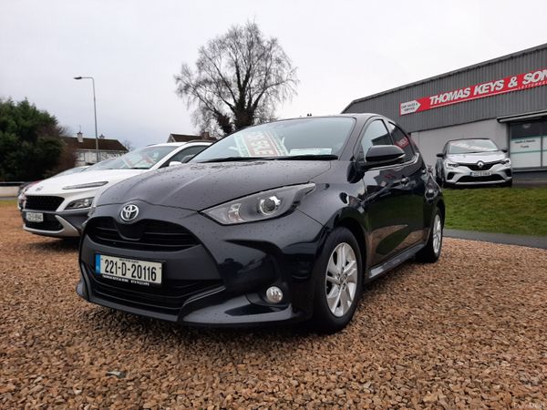 Toyota Yaris Hatchback, Petrol, 2022, Black