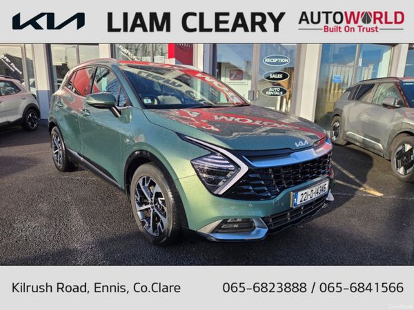 Kia Sportage MPV, Diesel, 2022, Green