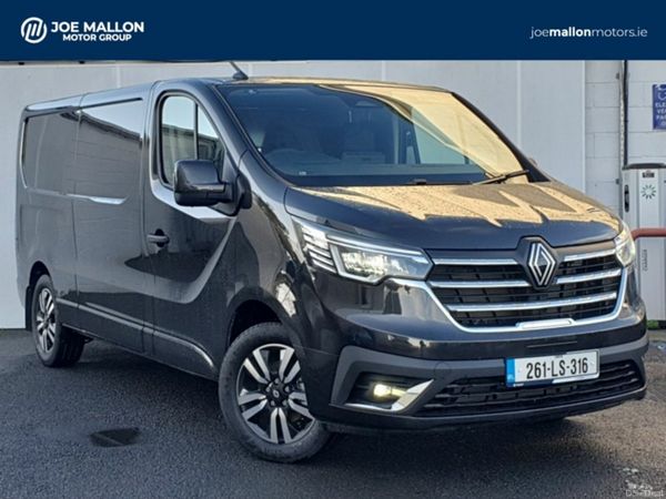 Renault Trafic MPV, Diesel, 2026, Black