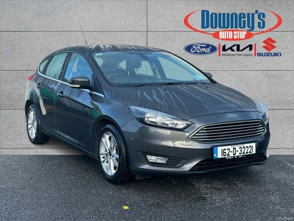 Ford Focus Hatchback, Petrol, 2016, Grey